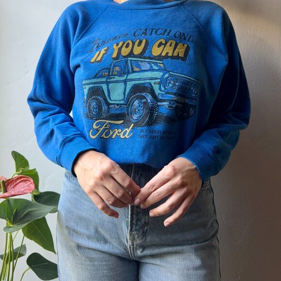 re/done Sweaters - Re/Done, Vintage Ford Crewneck, Blue, XS/S